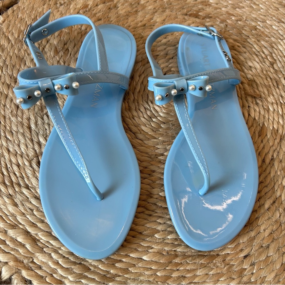 STUART WEITZMAN IMITATION PEARL BOW JELLY SANDALS LIGHT BLUE (SIZE 8)